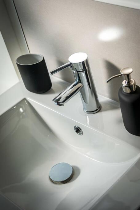 Apartament L'Albatros 006 - Hypercentre * Cosy * Wifi Saint-Quentin  Zewnętrze zdjęcie
